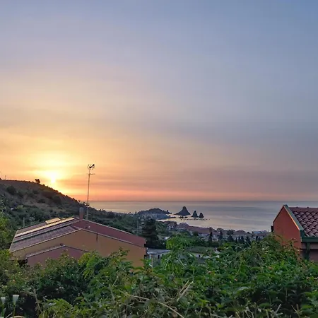 Beautiful In Acicatena With Kitchen Holiday home Aci Catena